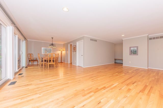 2172 Overlook Court, Ann Arbor, MI 48103