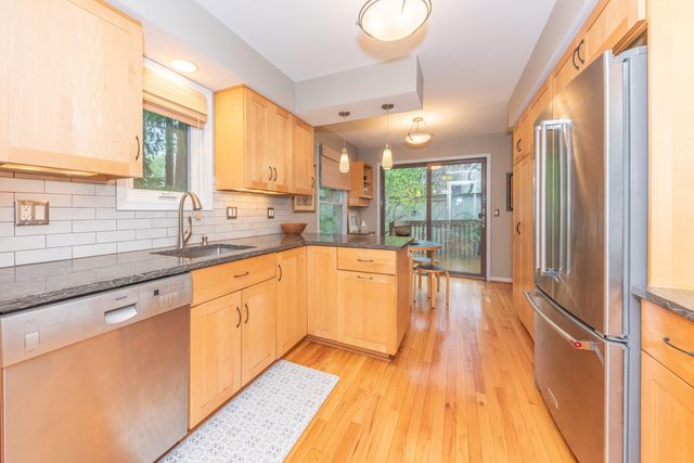 2172 Overlook Court, Ann Arbor, MI 48103