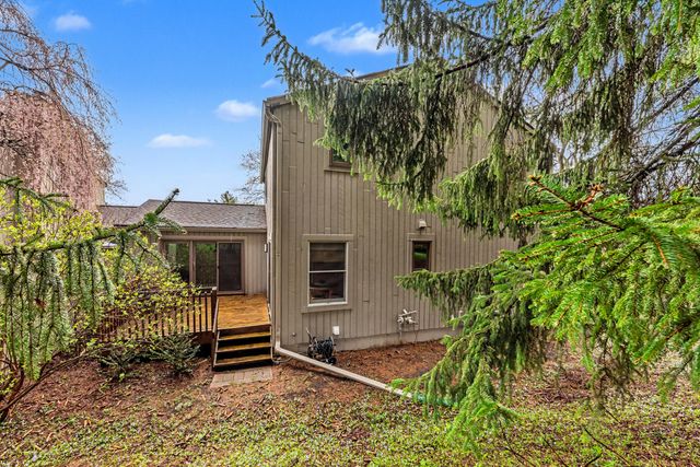2172 Overlook Court, Ann Arbor, MI 48103