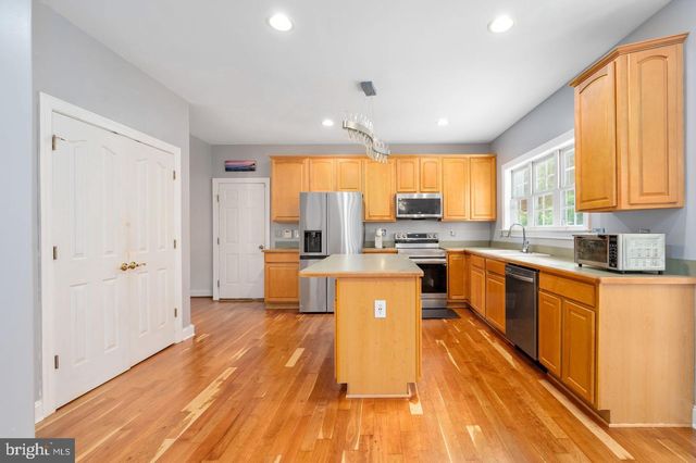 10000 BETSY ST, Fredericksburg, VA 22408