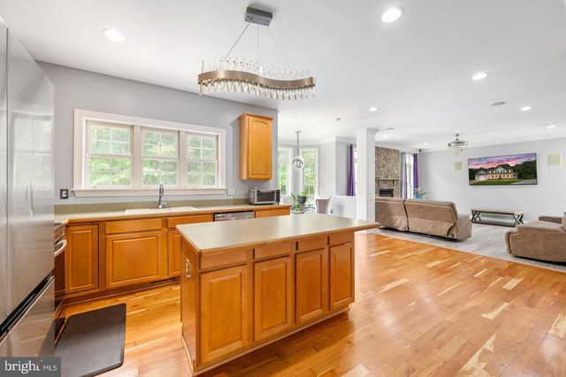10000 BETSY ST, Fredericksburg, VA 22408