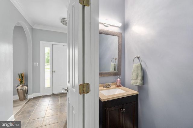 10000 BETSY ST, Fredericksburg, VA 22408