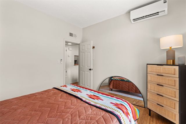 711 Viento Drive C, Santa Fe, NM 87501