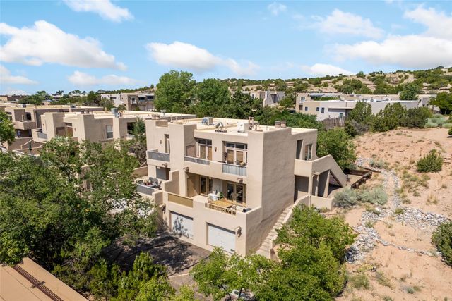 711 Viento Drive C, Santa Fe, NM 87501