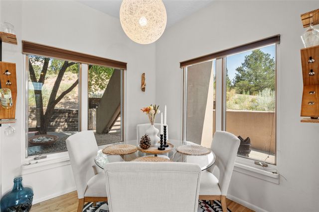 711 Viento Drive C, Santa Fe, NM 87501