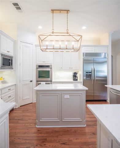 950 Foxdale, Fairview, TX 75069