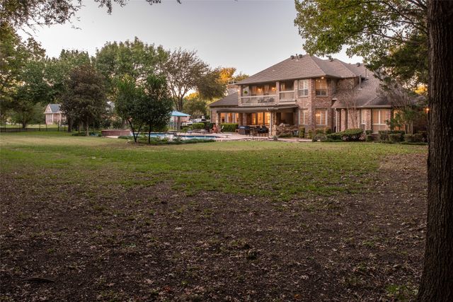 950 Foxdale, Fairview, TX 75069