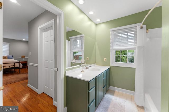 1823 WESTMORELAND ST, Mclean, VA 22101