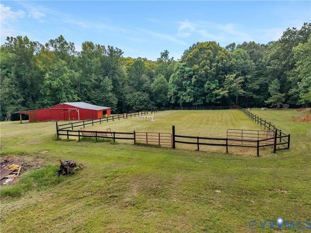3927 Hughes Creek Rd, Powhatan, VA 23139