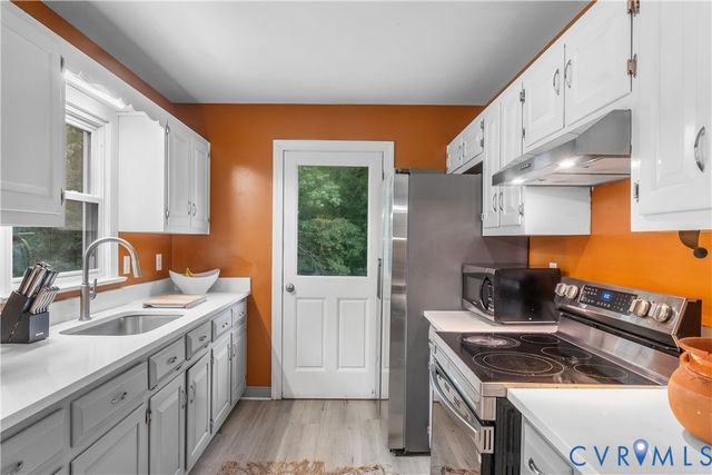 3927 Hughes Creek Rd, Powhatan, VA 23139