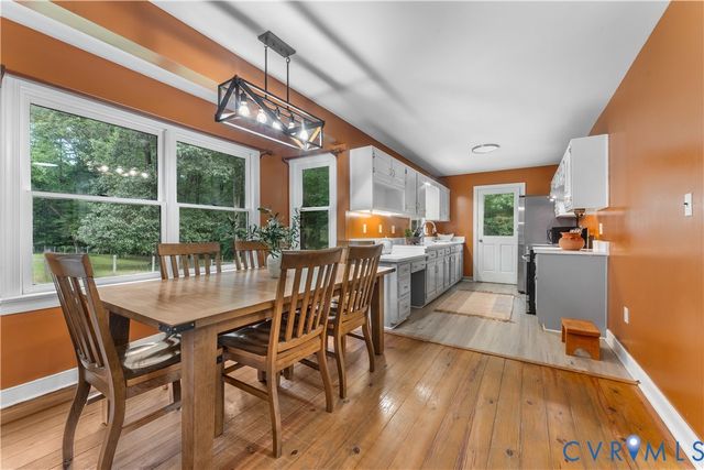 3927 Hughes Creek Rd, Powhatan, VA 23139