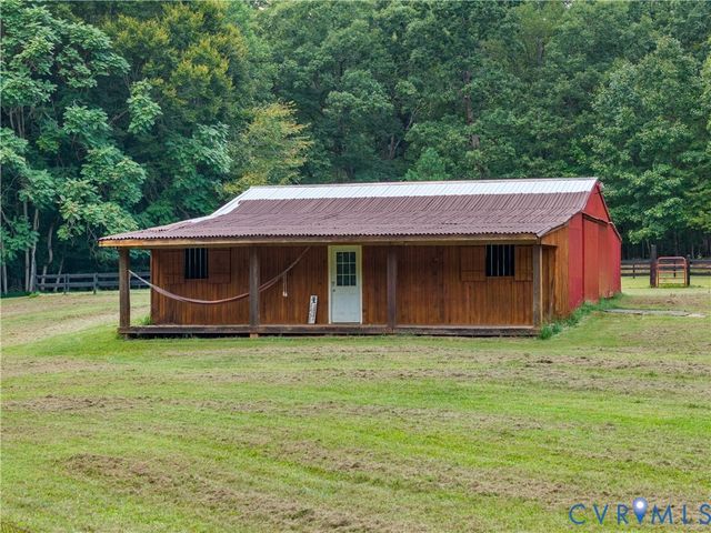 3927 Hughes Creek Rd, Powhatan, VA 23139