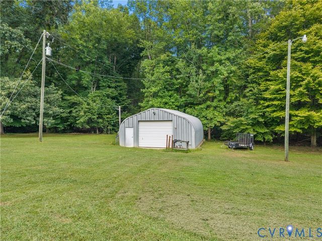 3927 Hughes Creek Rd, Powhatan, VA 23139