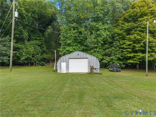 3927 Hughes Creek Rd, Powhatan, VA 23139