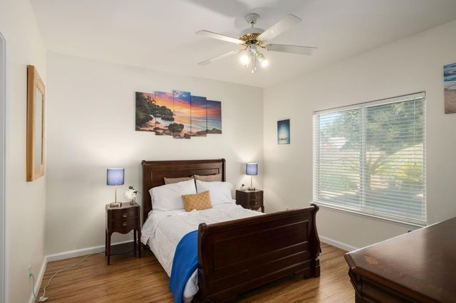 741 N Oxford Avenue, Clovis, CA 93611