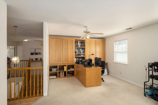741 N Oxford Avenue, Clovis, CA 93611