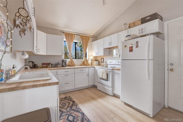7680 County Road 140, Salida, CO 81201
