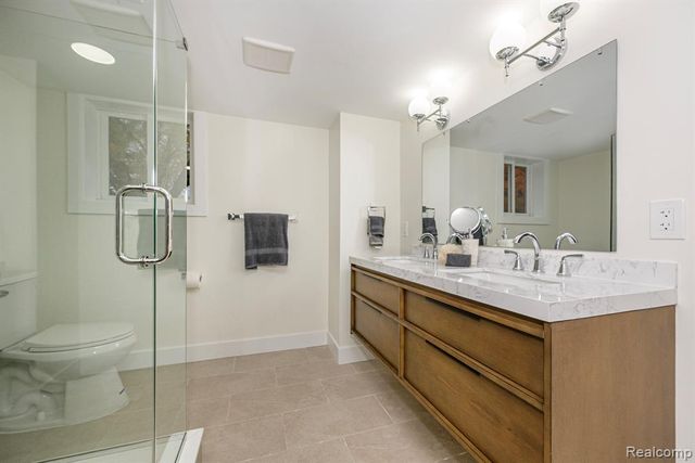 921 N Garner Road, Milford, MI 48380