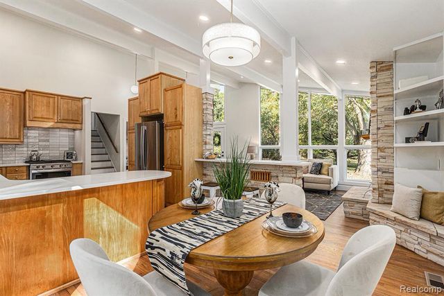 921 N Garner Road, Milford, MI 48380