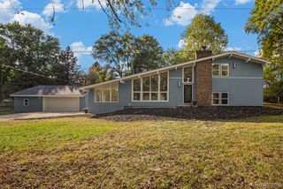 921 N Garner Road, Milford, MI 48380