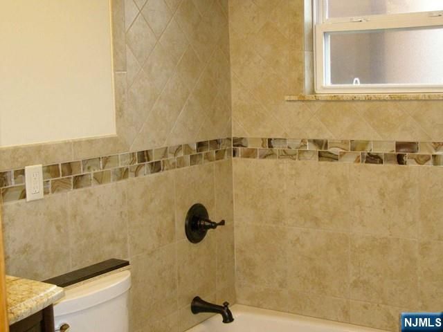 158 Ridge Road 158, Lyndhurst, NJ 07071