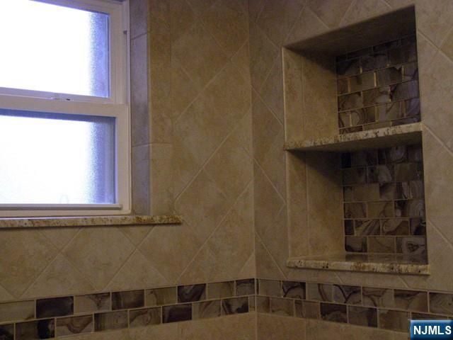 158 Ridge Road 158, Lyndhurst, NJ 07071