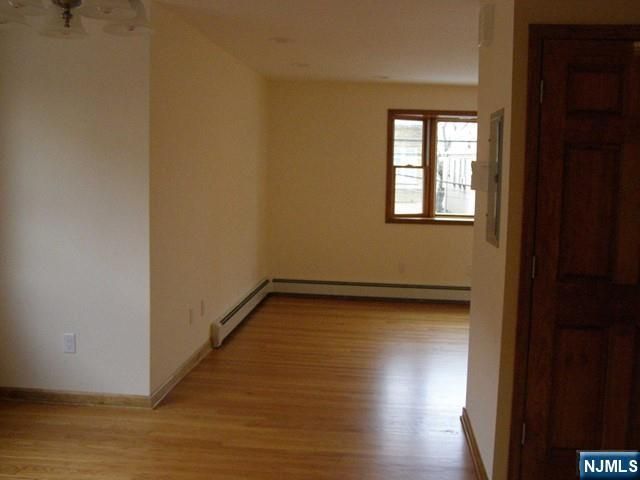 158 Ridge Road 158, Lyndhurst, NJ 07071