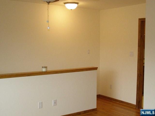 158 Ridge Road 158, Lyndhurst, NJ 07071