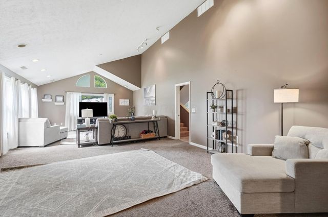 7456 New Albany Condit Road, New Albany, OH 43054