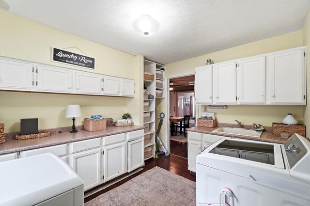 7456 New Albany Condit Road, New Albany, OH 43054