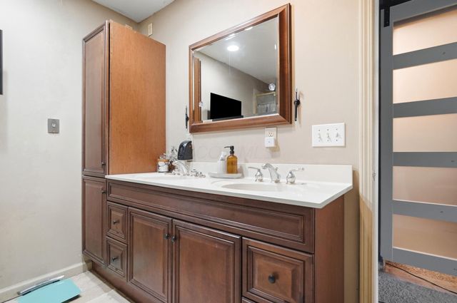 7456 New Albany Condit Road, New Albany, OH 43054