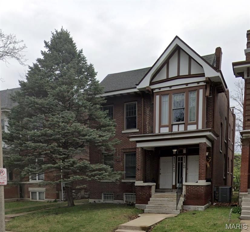 6145 Pershing Avenue, St Louis, MO 63112