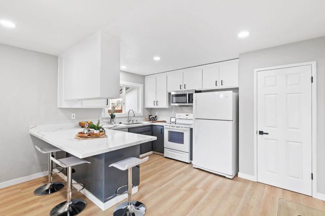 5911 Snell Avenue, San Jose, CA 95123