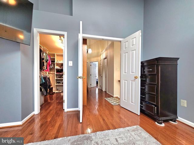 6642 PATENT PARISH LN, Alexandria, VA 22315