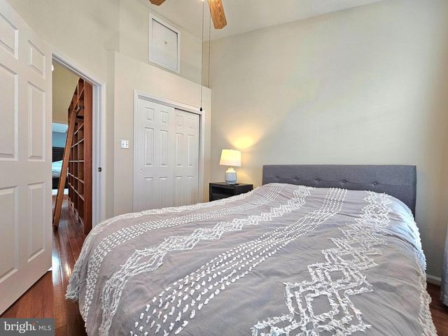 6642 PATENT PARISH LN, Alexandria, VA 22315