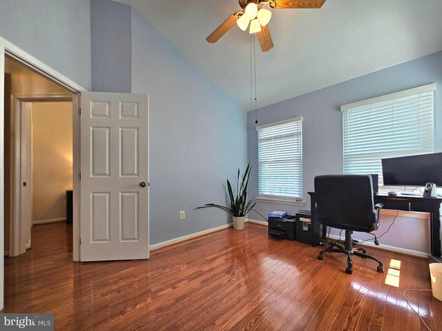 6642 PATENT PARISH LN, Alexandria, VA 22315