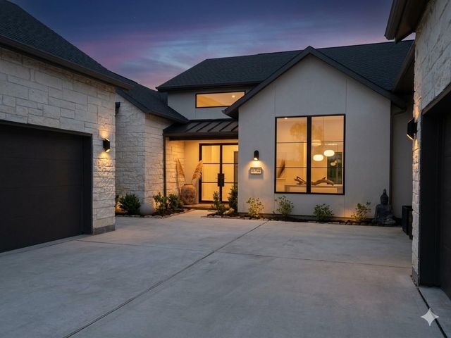 15702 Saffron Summer Street, Conroe, TX 77302