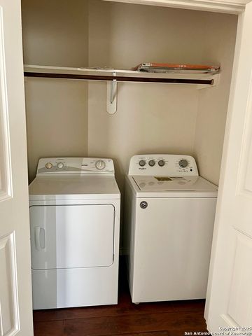 105 Sunnyside Drive, Kenedy, TX 78119