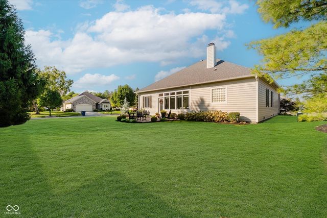 10929 Bluestone Way, Fishers, IN 46038