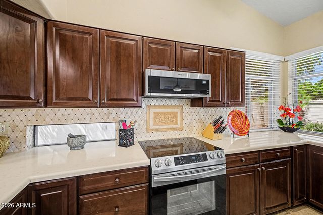 2034 E DIAS Drive, Gilbert, AZ 85234