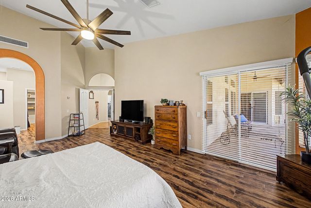 2034 E DIAS Drive, Gilbert, AZ 85234
