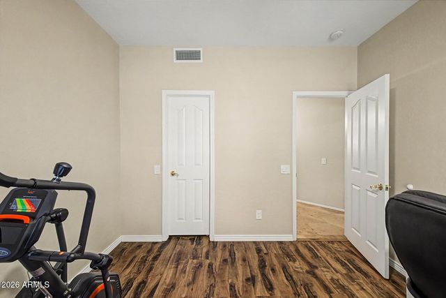2034 E DIAS Drive, Gilbert, AZ 85234