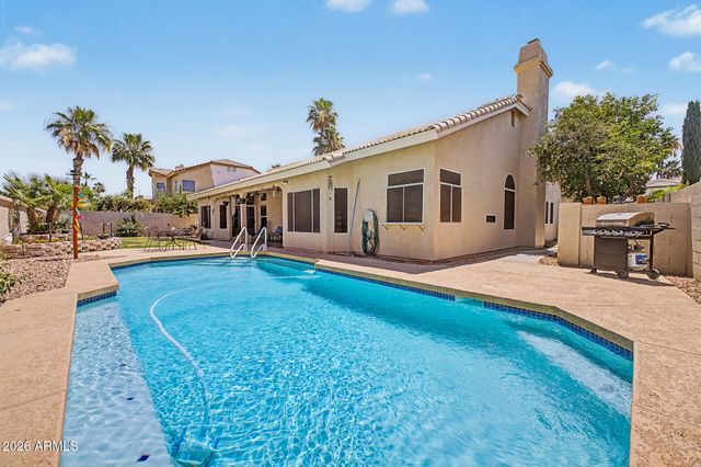 2034 E DIAS Drive, Gilbert, AZ 85234