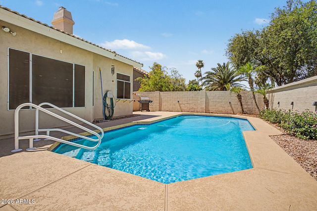 2034 E DIAS Drive, Gilbert, AZ 85234