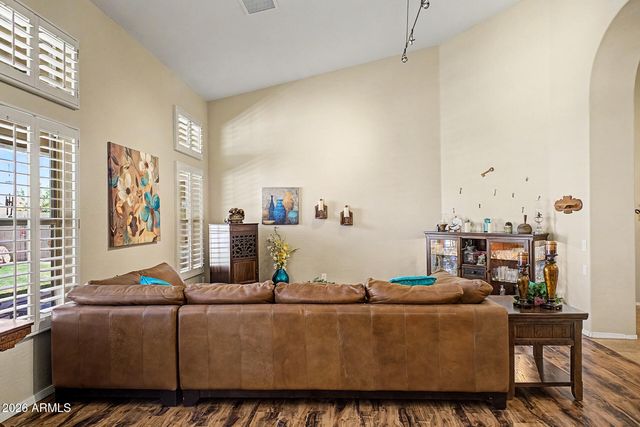 2034 E DIAS Drive, Gilbert, AZ 85234