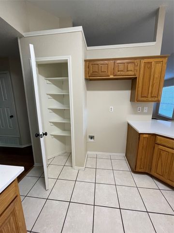 2149 Willowood Drive, Grapevine, TX 76051