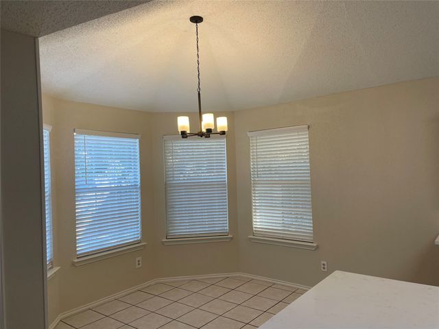 2149 Willowood Drive, Grapevine, TX 76051