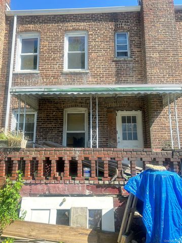 140-19 Rose Avenue, Flushing, NY 11355