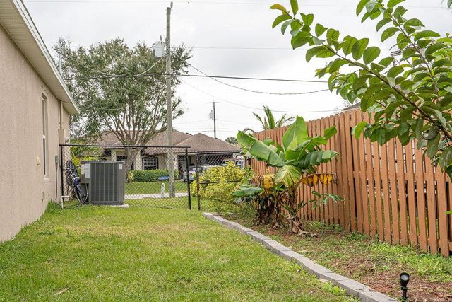 2108 SW Monterrey Lane, Port St Lucie, FL 34953