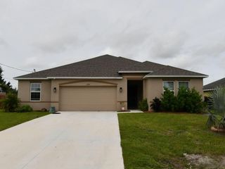 2108 SW Monterrey Lane, Port St Lucie, FL 34953